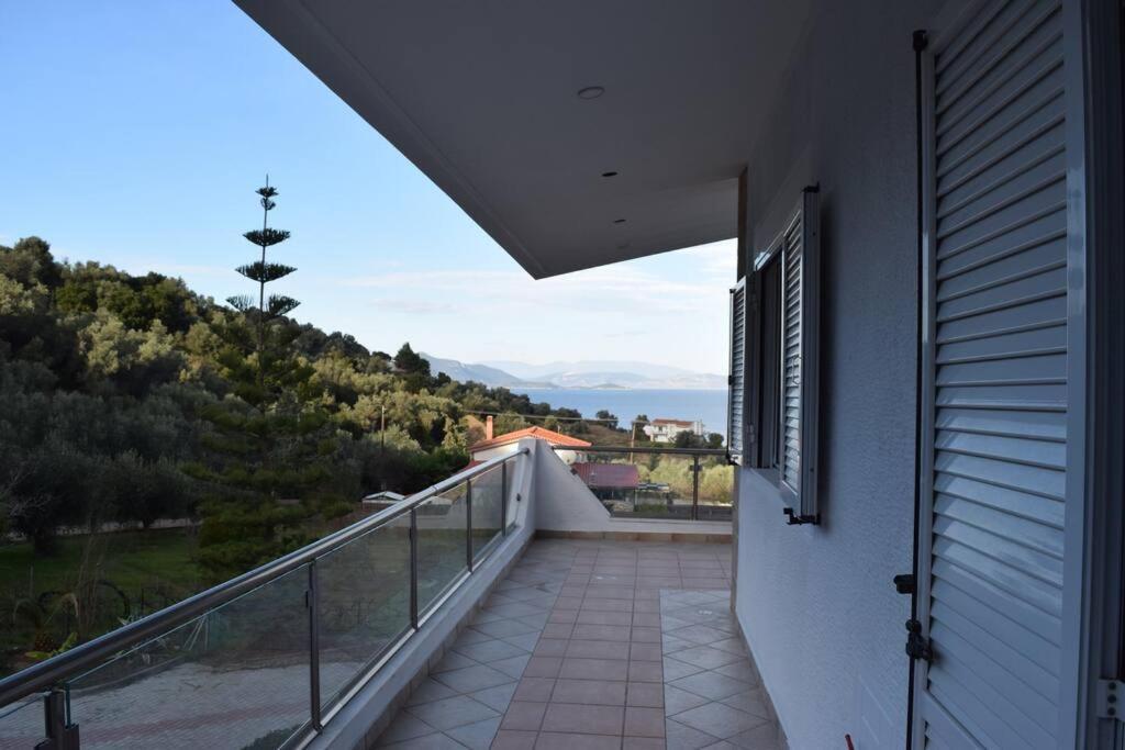 Ολόκληρος Όροφος Αγροτική Οικία Διαμέρισμα Néos Pírgos Εξωτερικό φωτογραφία